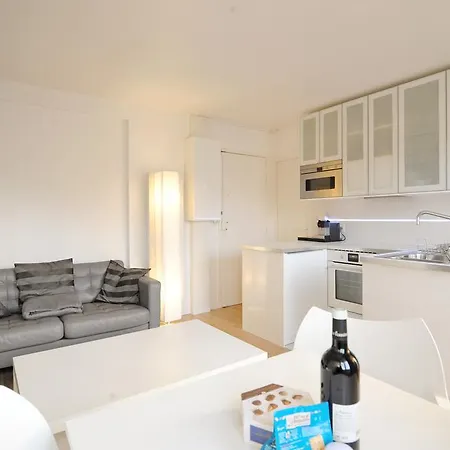 Apartment Batignolles Studio *